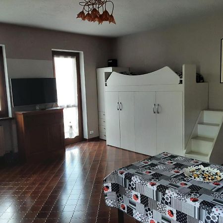 Le Chat Riant Fenis Exterior photo